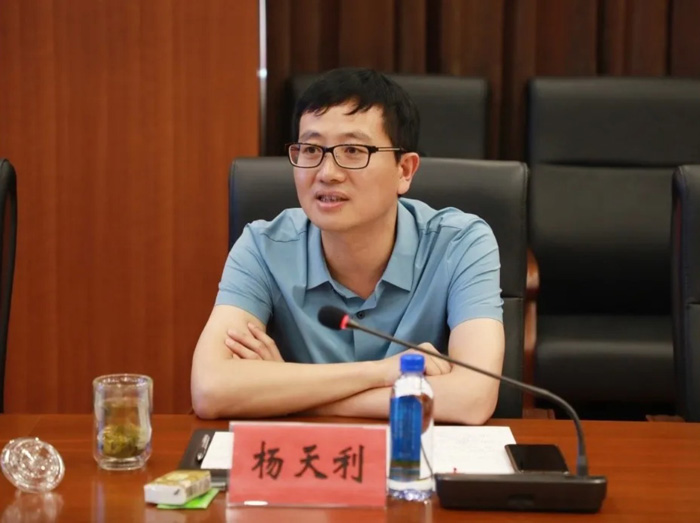 买球站欧洲杯足球压球网-五大联赛买球赛-欧预赛买球网中欧买球网-亚洲体育FIFA滚球欧洲杯体育新闻
与徐工消防签署战略合作协议 携手深耕中国高空产业市场